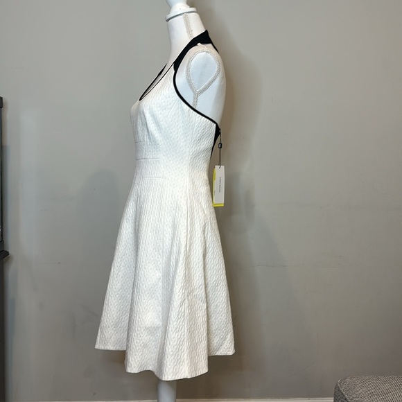 Karen Millen White Textured Fit & Flare Sporty Back Detail New w/Tags - Picture 6 of 13